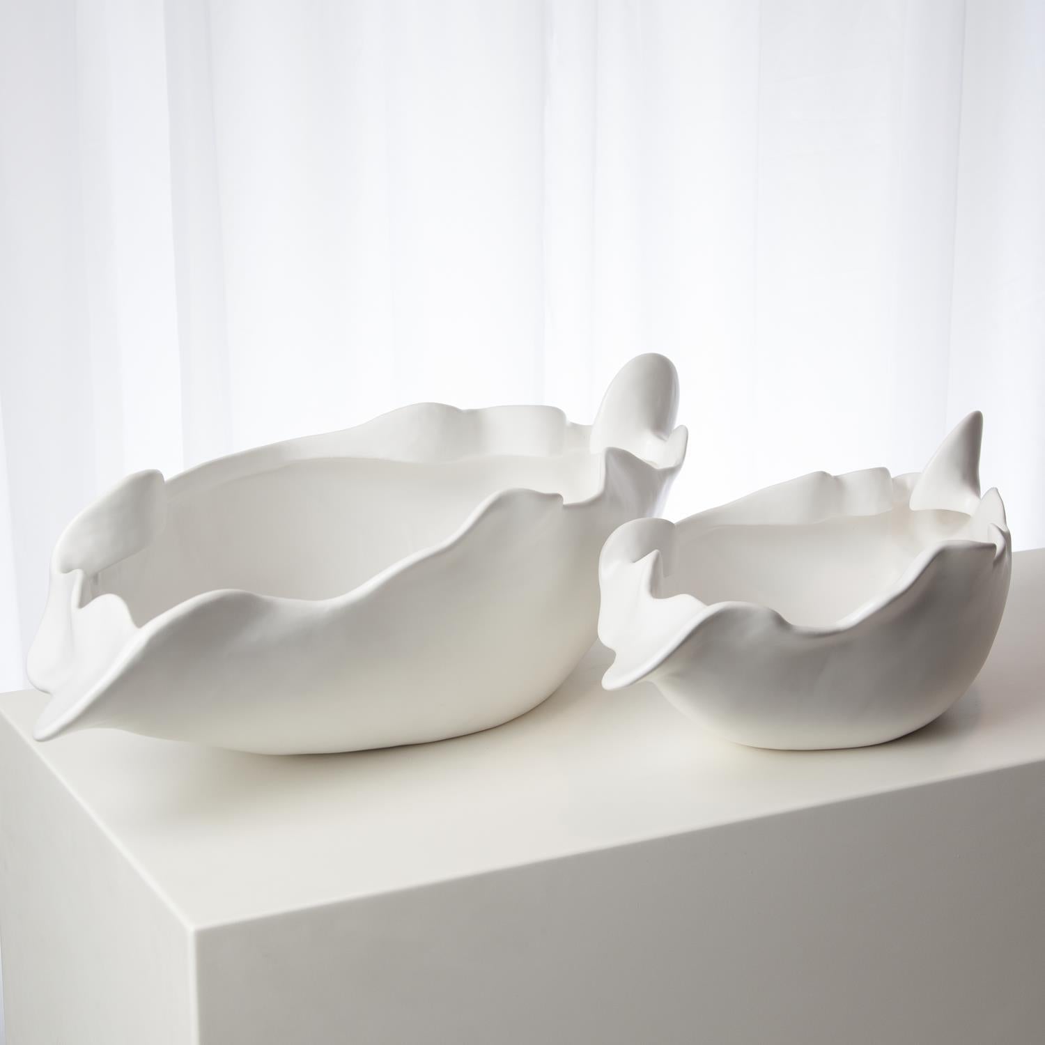 Free Form Bowl-Matte White-Global Views-Bowls-Artistic Elements