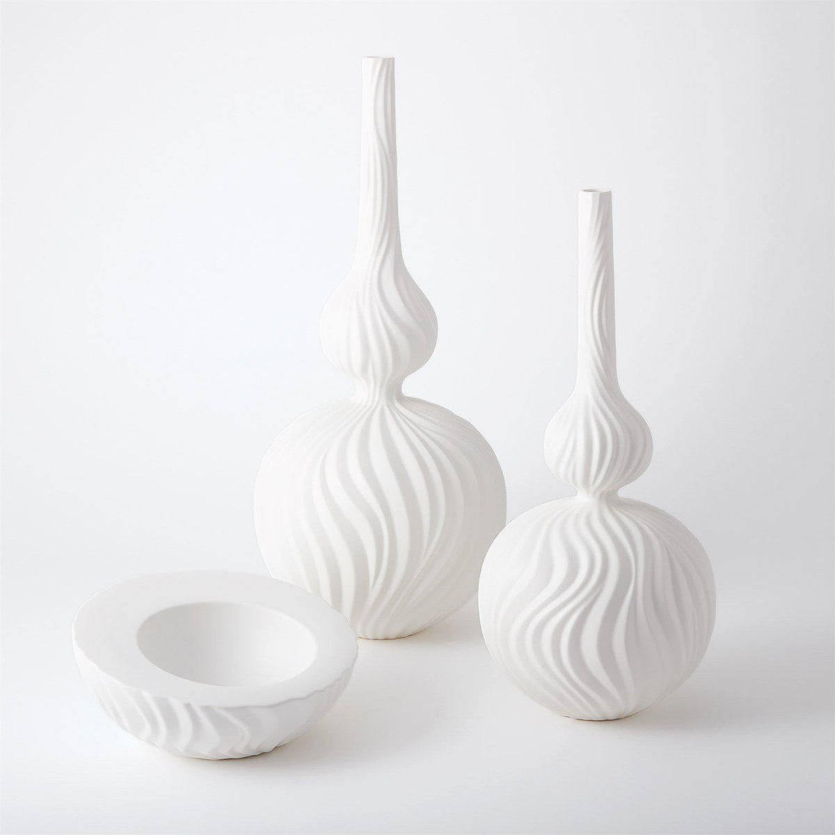 Magura Vase-Snow-Global Views-Vases-Artistic Elements