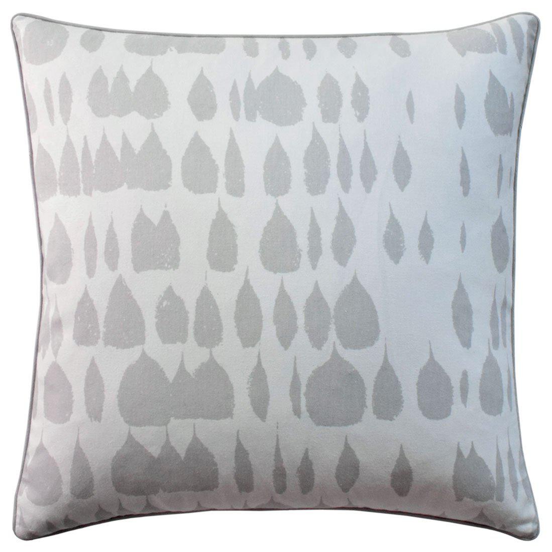 Queen Of Spain-Ryan Studio-Decorative Pillows-Artistic Elements